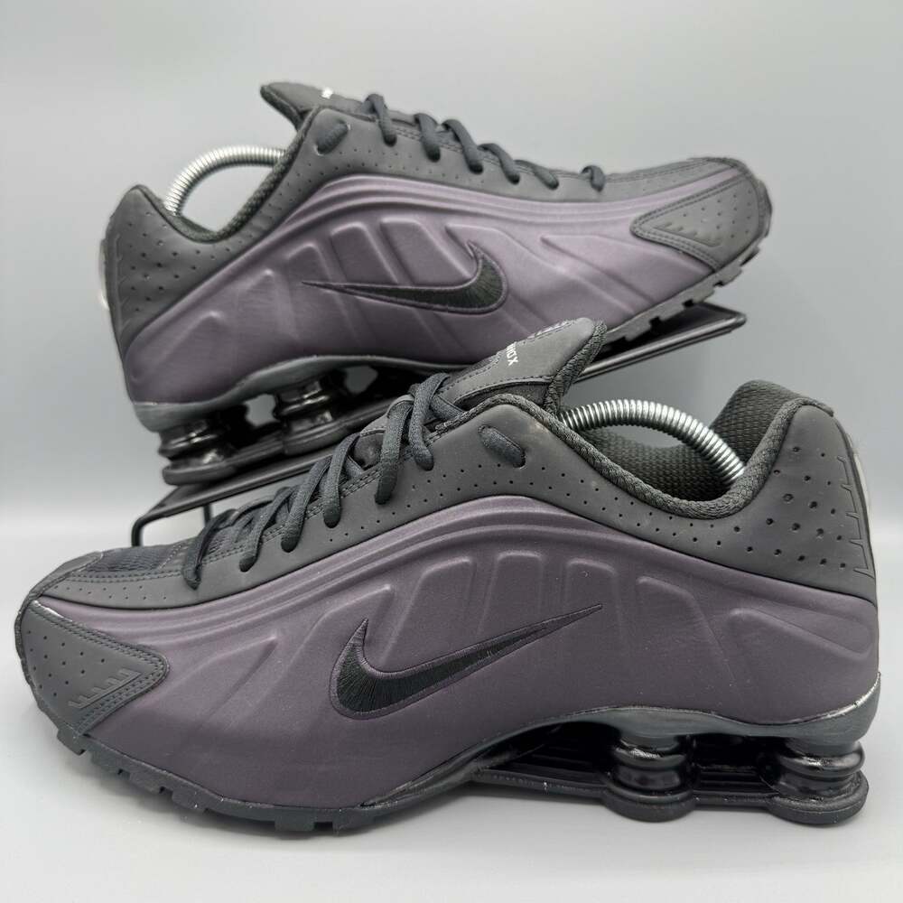 Nike Shox R4 Black Cave Purple Off Noir Black HQ1988-500 Men's Size 11